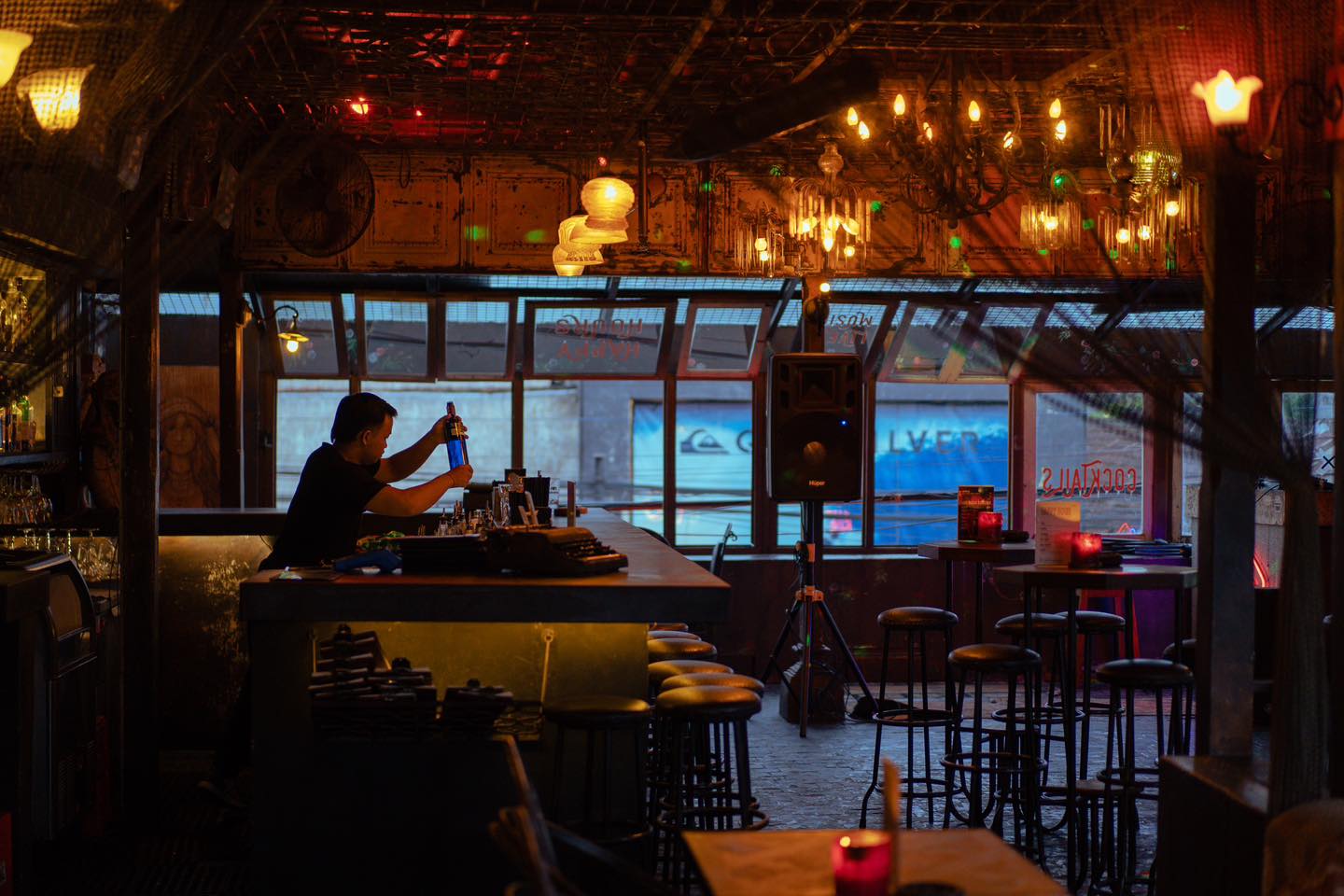 No Más Bar