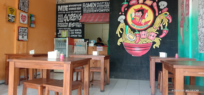 Mie Nyonyor