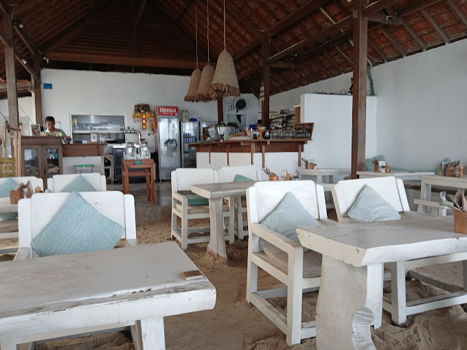 Ombak Cafe & Huts