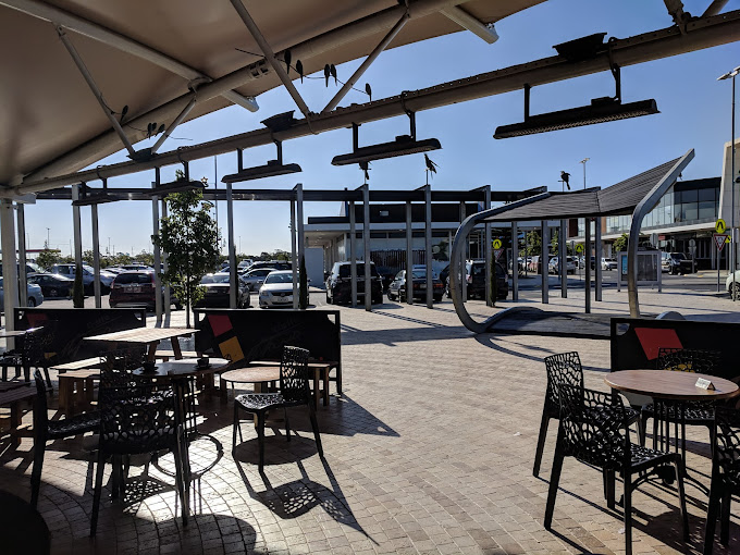 Coffee Barn Bistro & Bar