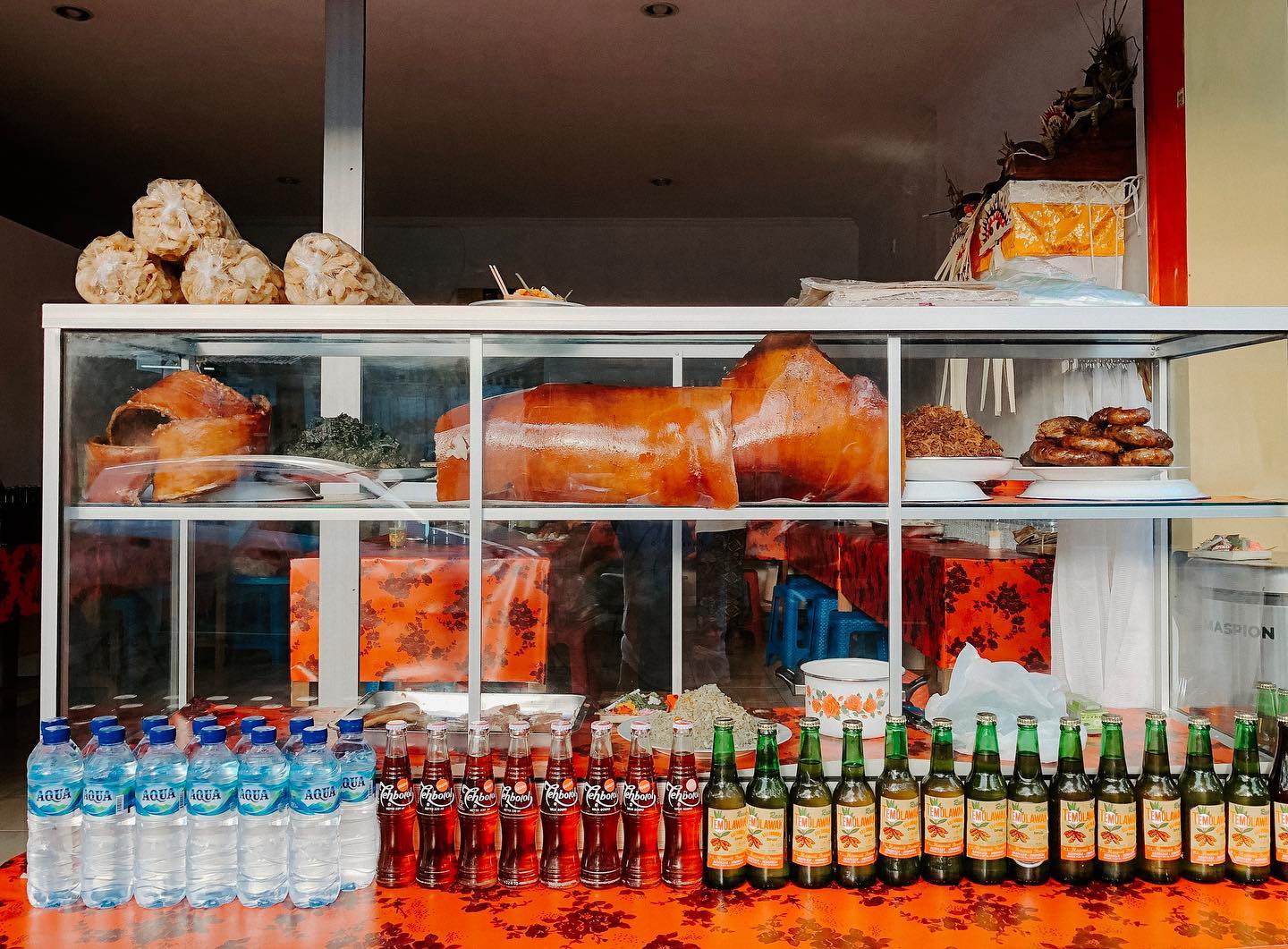 Warung Babi Guling Men Gede