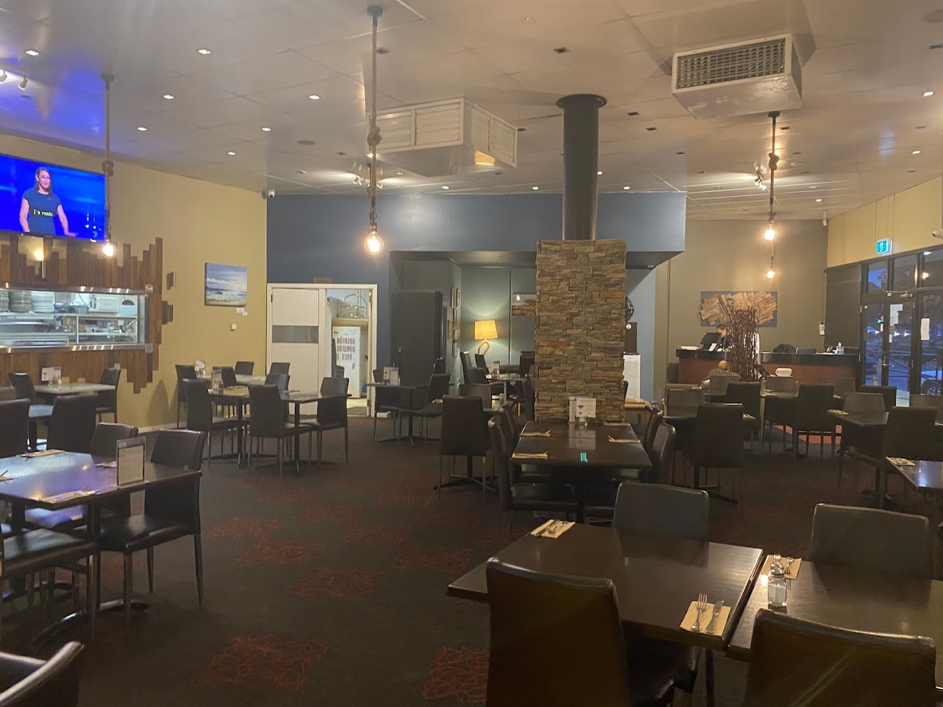 Tides Bar & Grill