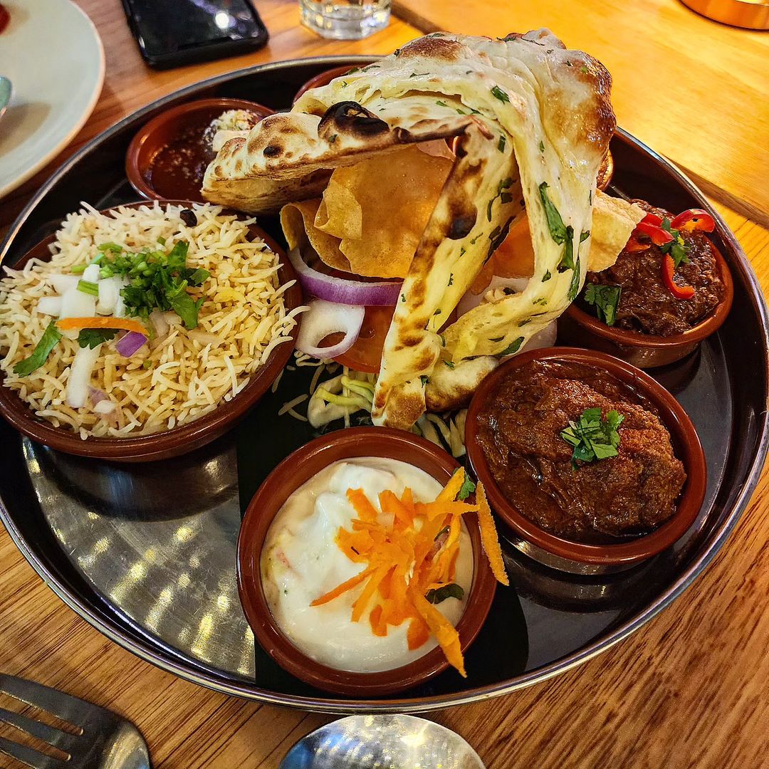 Villas Restaurant & Bar
