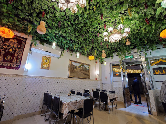 LouLan Halal Restaurant 楼兰清真餐厅