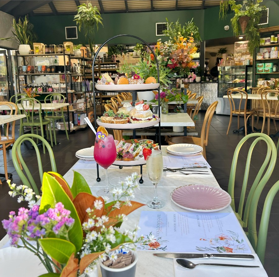 Van Loon's Cafe