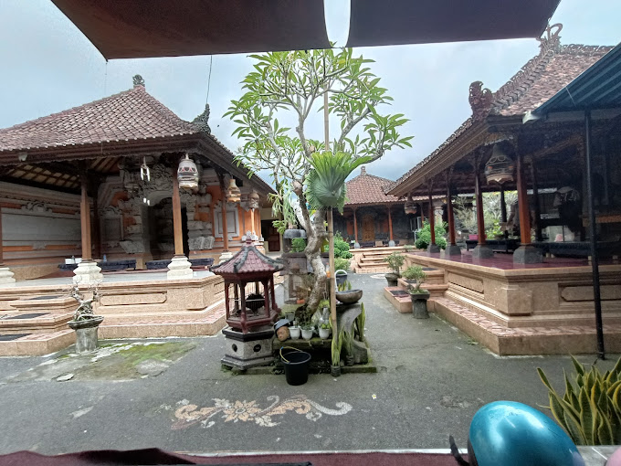 Babi Guling Warung Vengkung