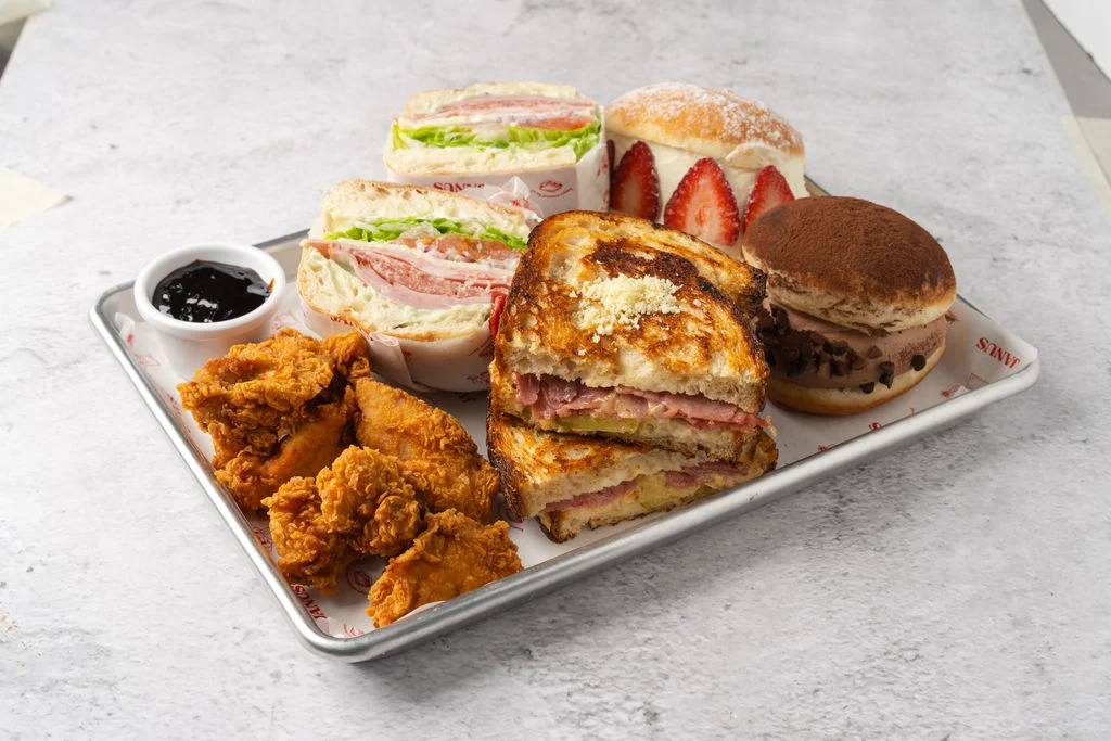 Janus Deli