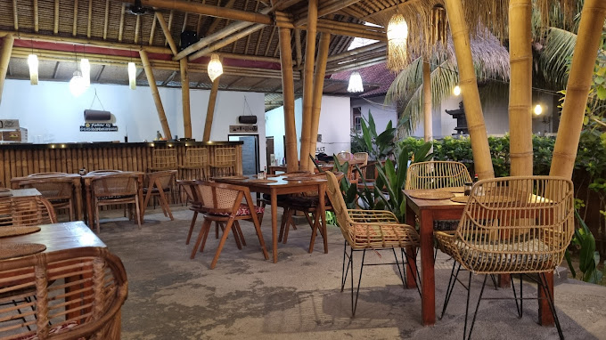 Casa Bambù Canteen Restaurant & Bar