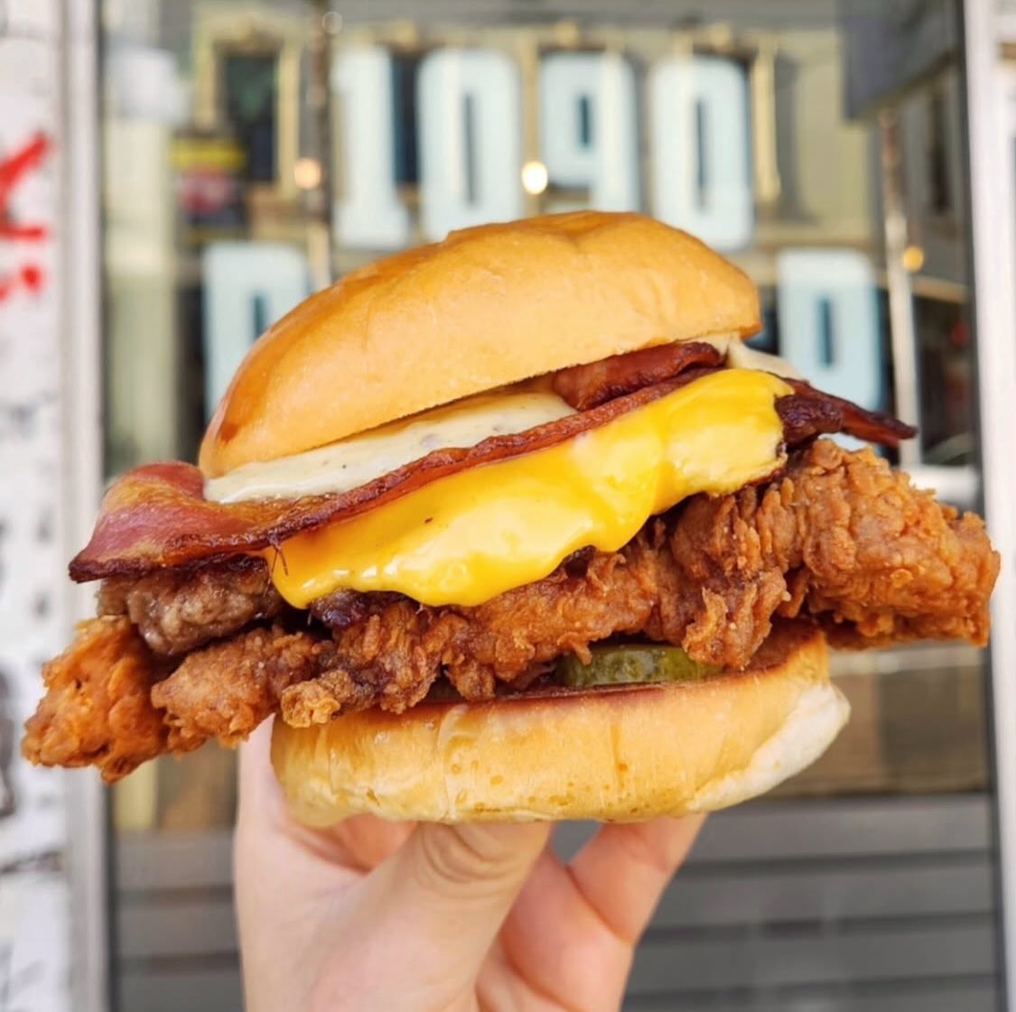 1090 Burger
