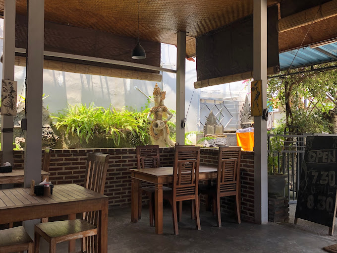 Warung Smile Canggu
