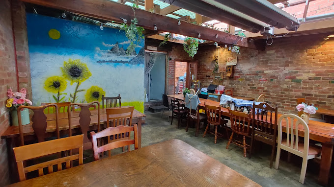 Santucci's Cafe
