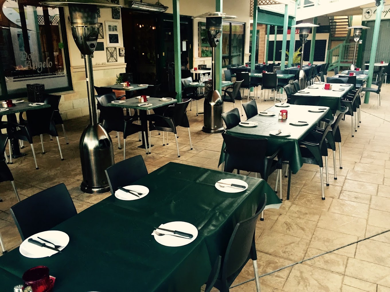 Pizzeria
