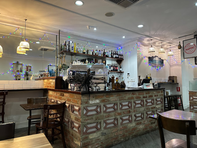 Napoli Wood Fired Pizzeria