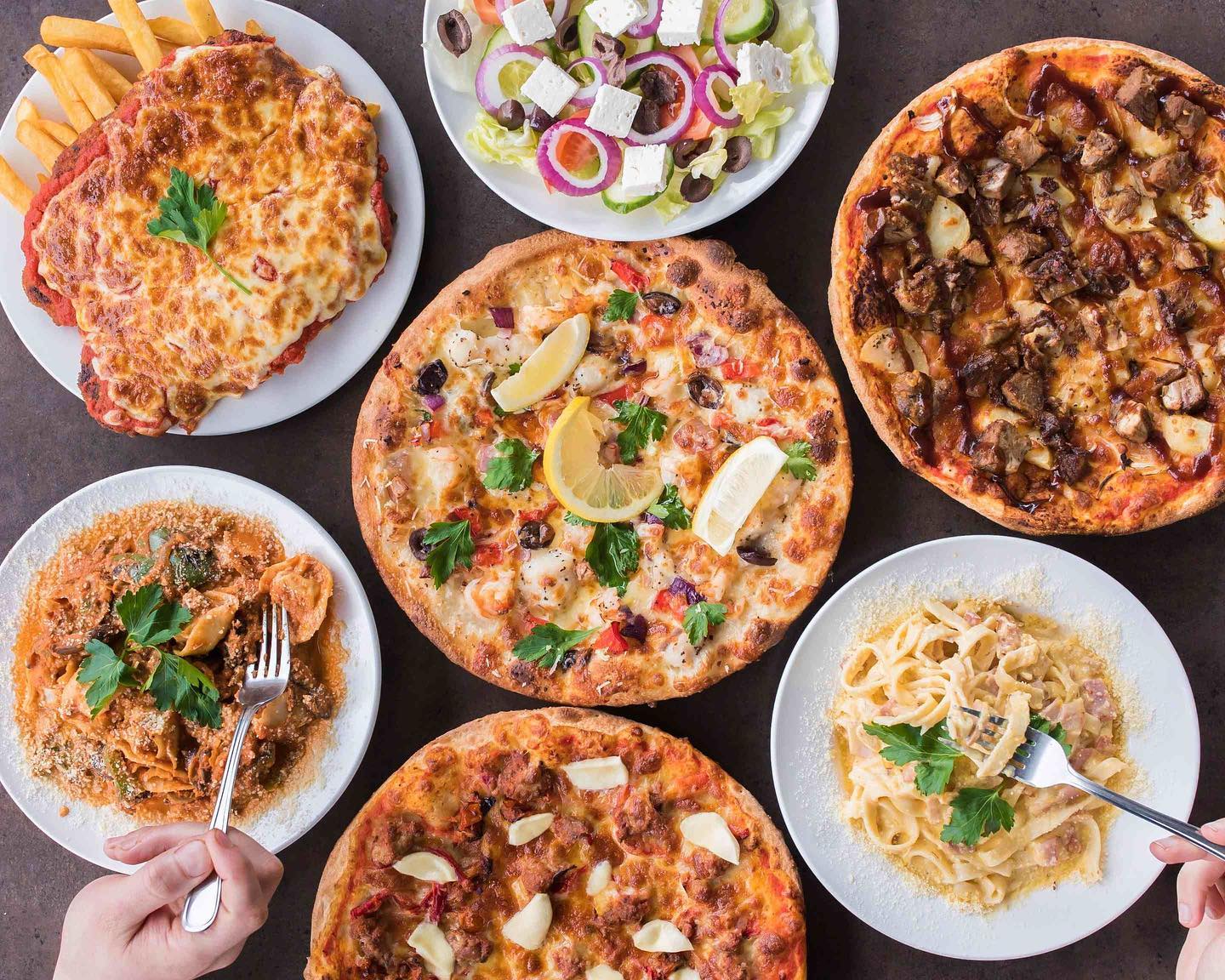 Golden Pizza