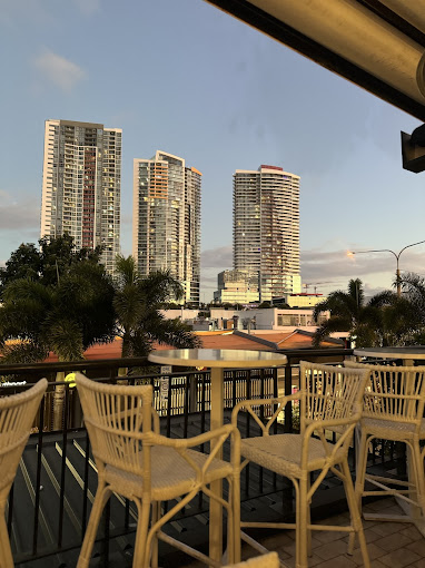 Mr PP's Rooftop and Laneway