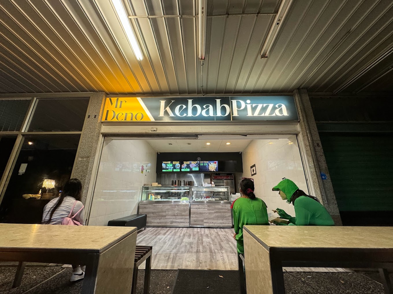 Mr Deno Kebab & Pizza