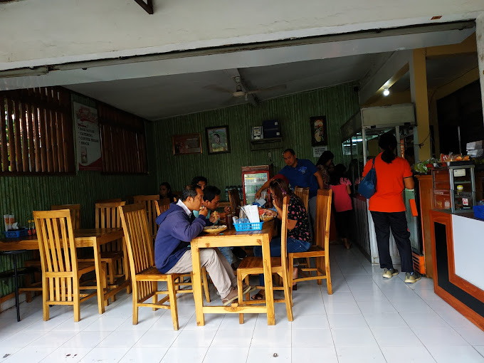 Bu Lina Restaurant