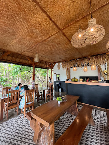 The Nusa Resto