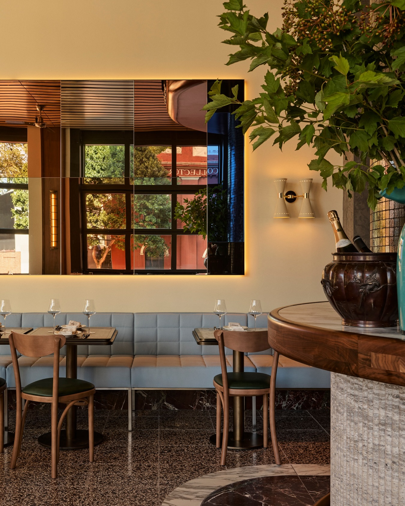 Coupette Corner Bistro & Bar