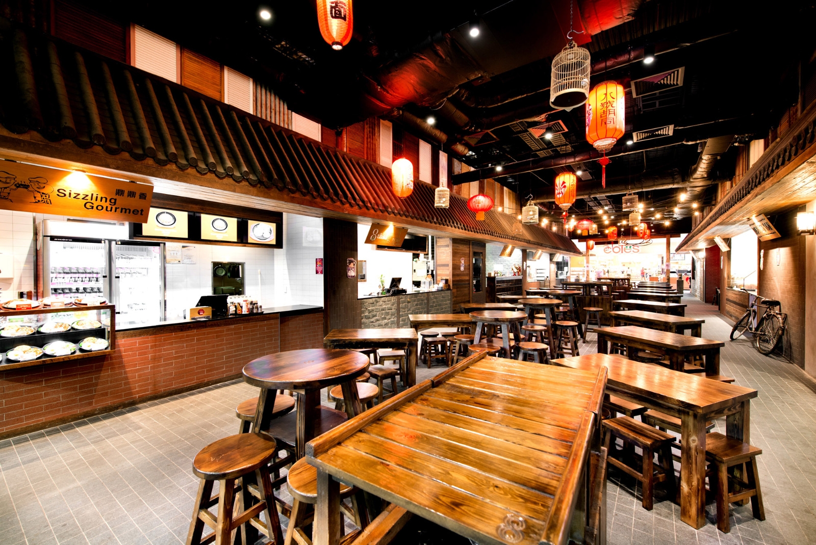 8 Street Mt Ommaney 八號胡同