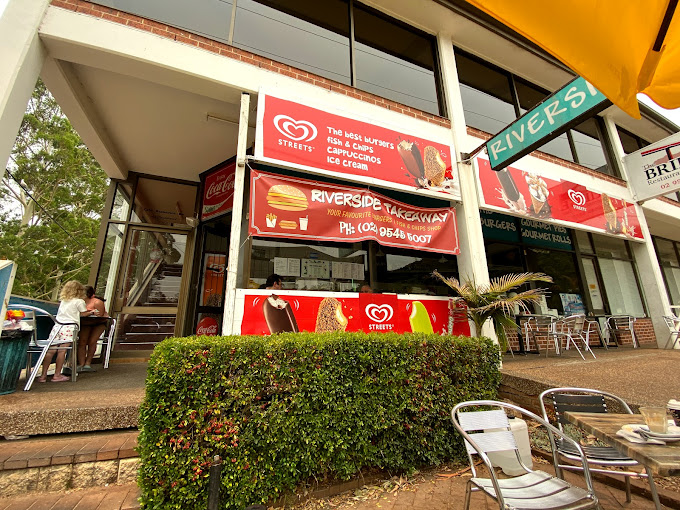 Riverside Takeaway
