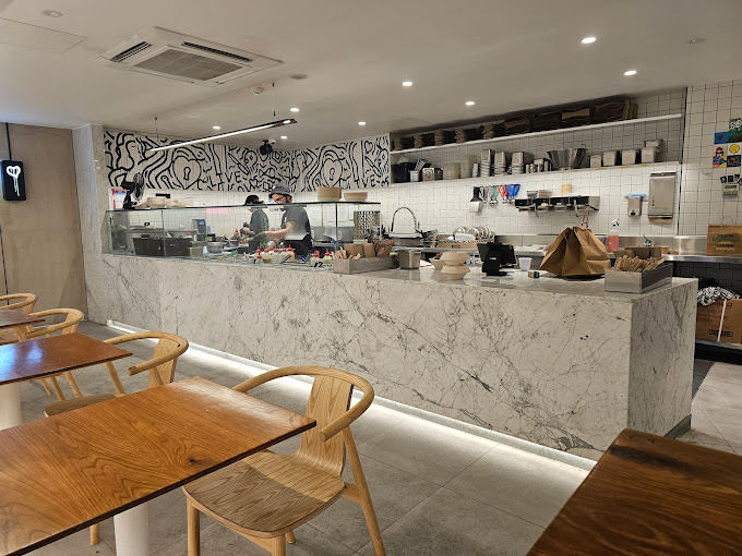 FISHBOWL - Potts Point
