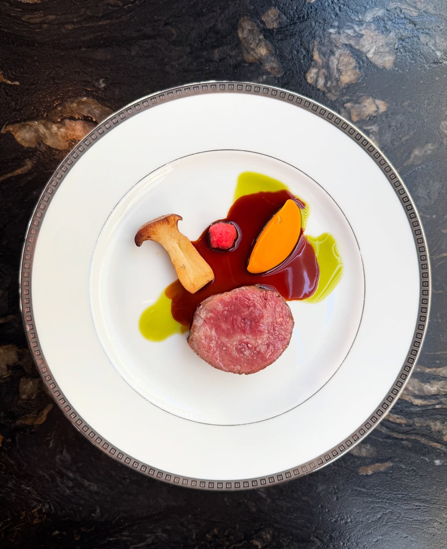 LuMi Dining