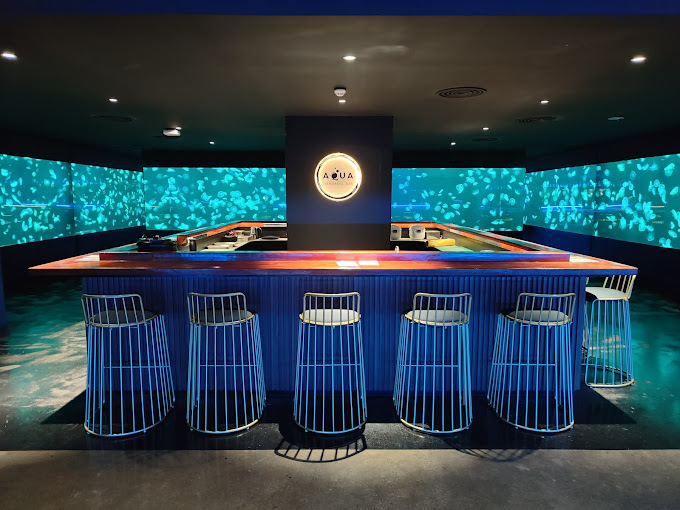 Aqua Dining
