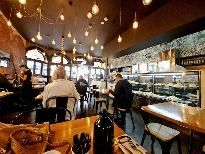 Toast Kitchen Cafe
