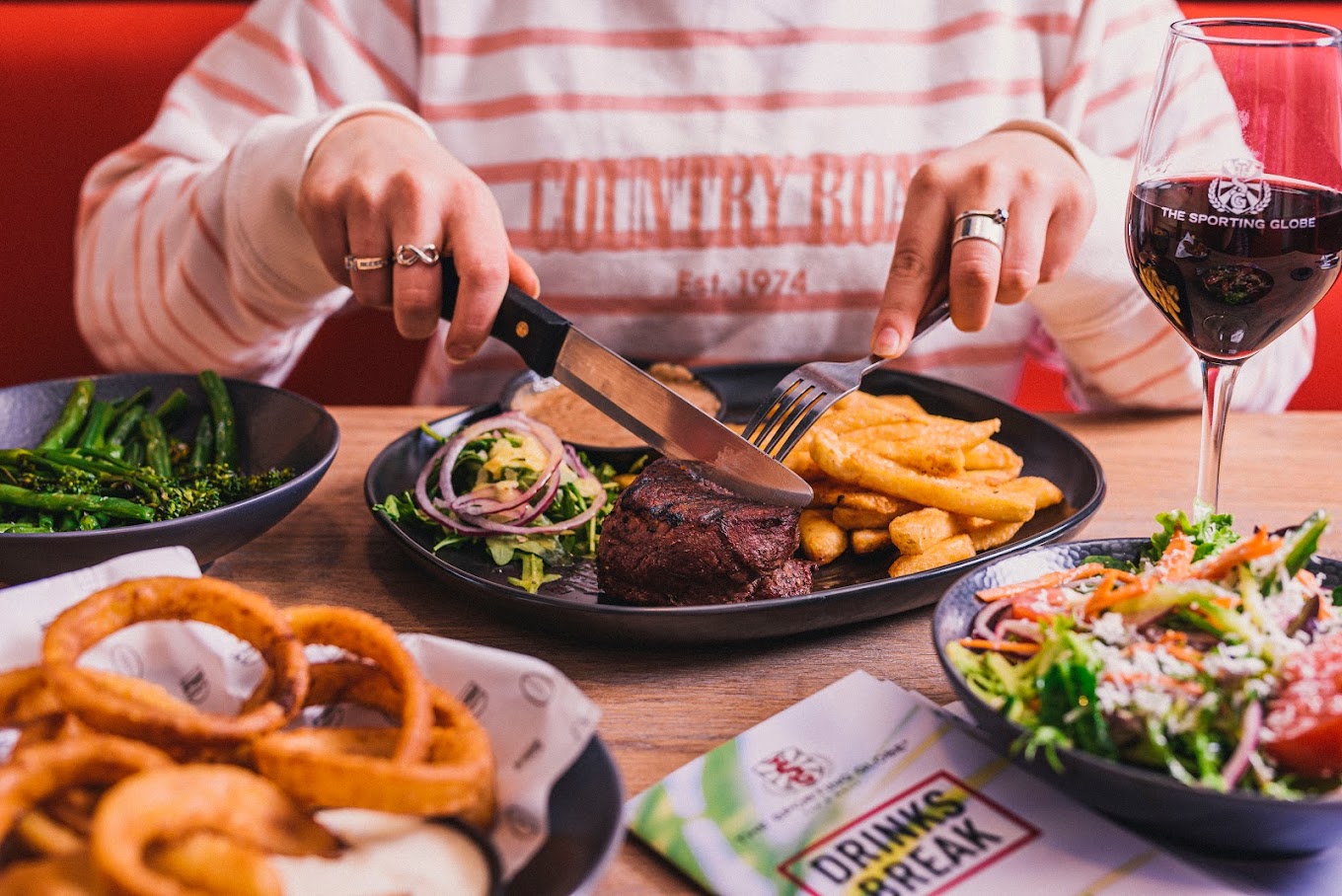The Sporting Globe Bar & Grill Chirnside Park