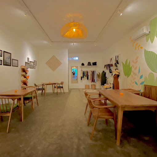 Oketo Cafe Candidasa