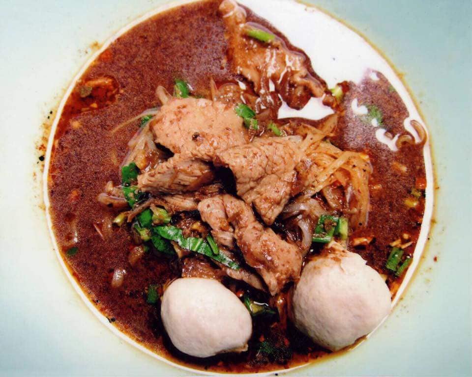 Lung Pratu Nam Boat Noodle