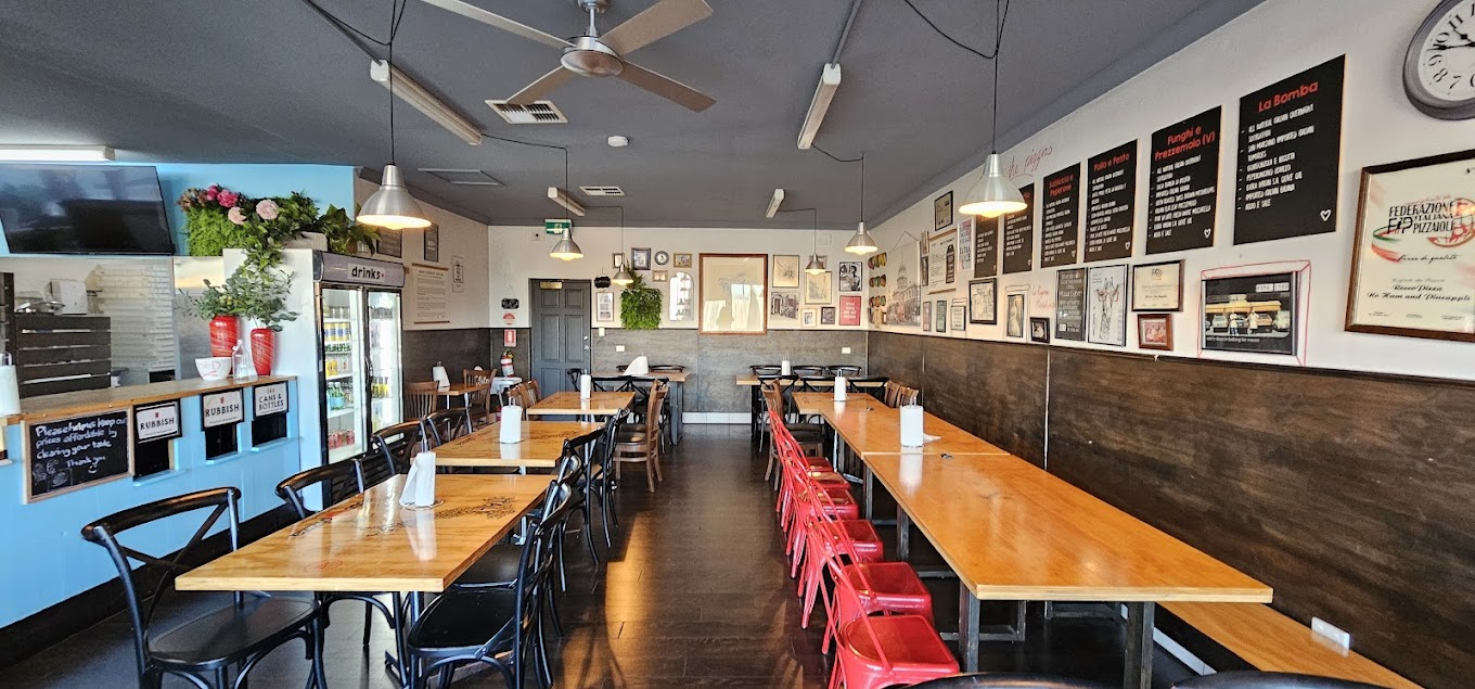 ROCCO'S - WoodFired Italian Sourdough Pizza on Findon