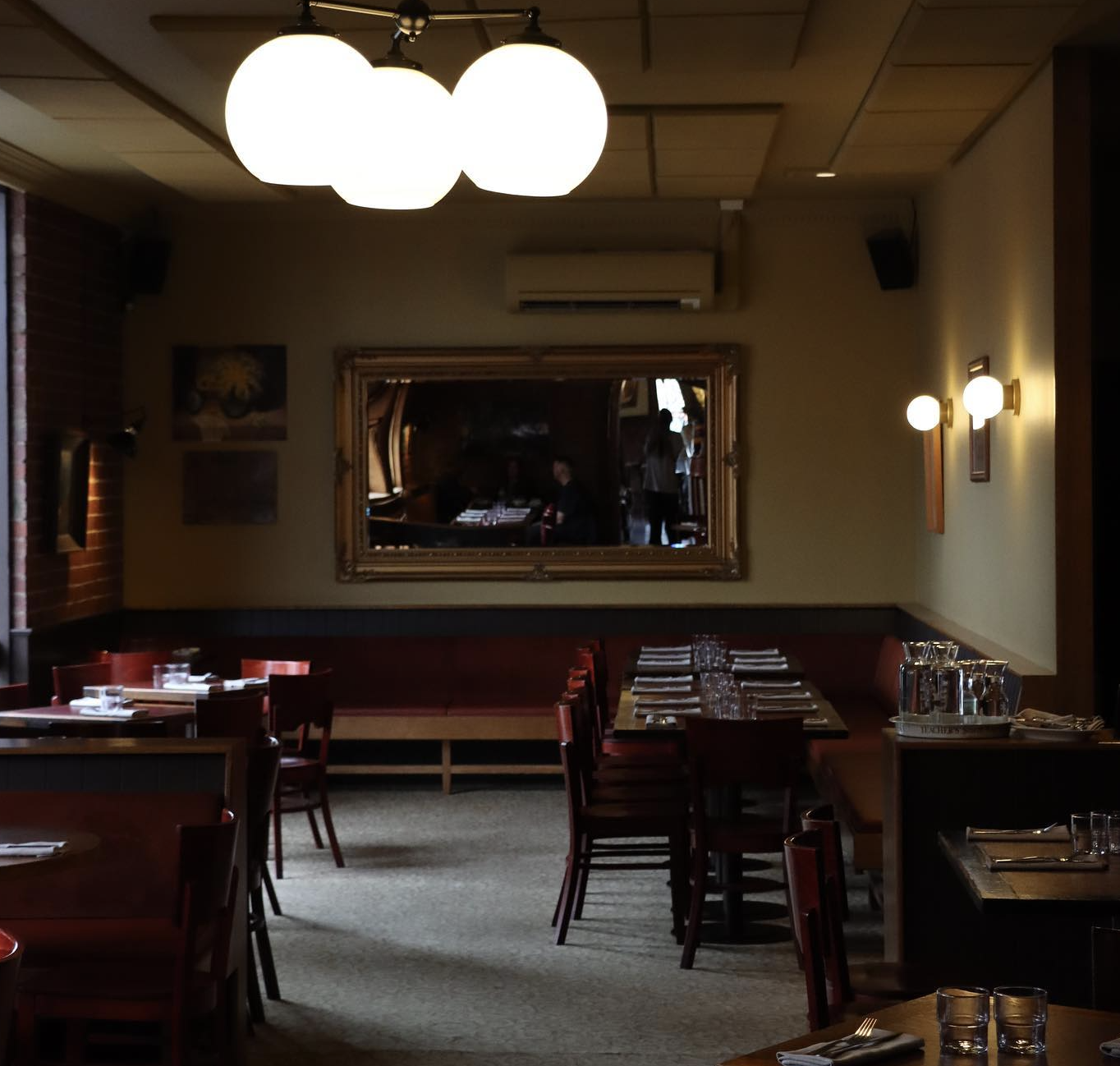 Royal Oak Hotel