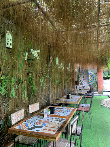 Ming Coffee Eatery and Music
