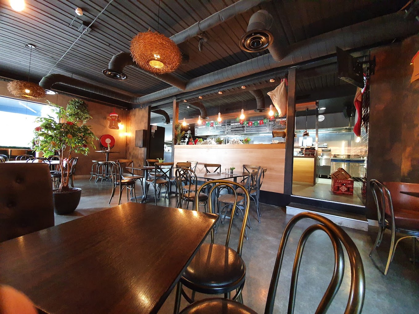 Spinner's Souvlaki Bar And Grill