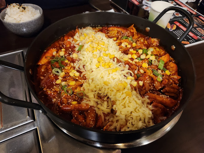 Restaurant Red & Green (GGOGI HOUSE by NEW management: Mon-Thur $48.90, Fri-Sun $51.90))