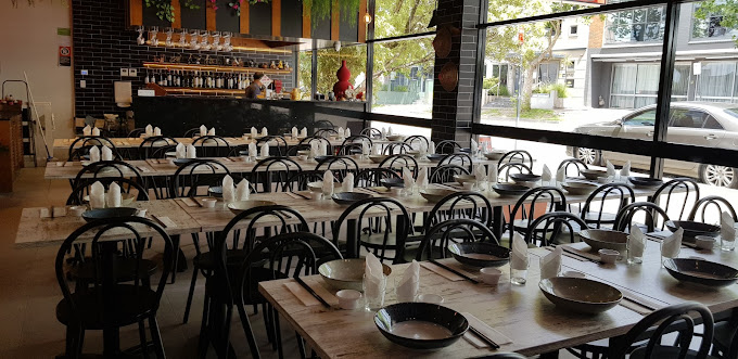 Song Nhi Vietnamese Restaurant