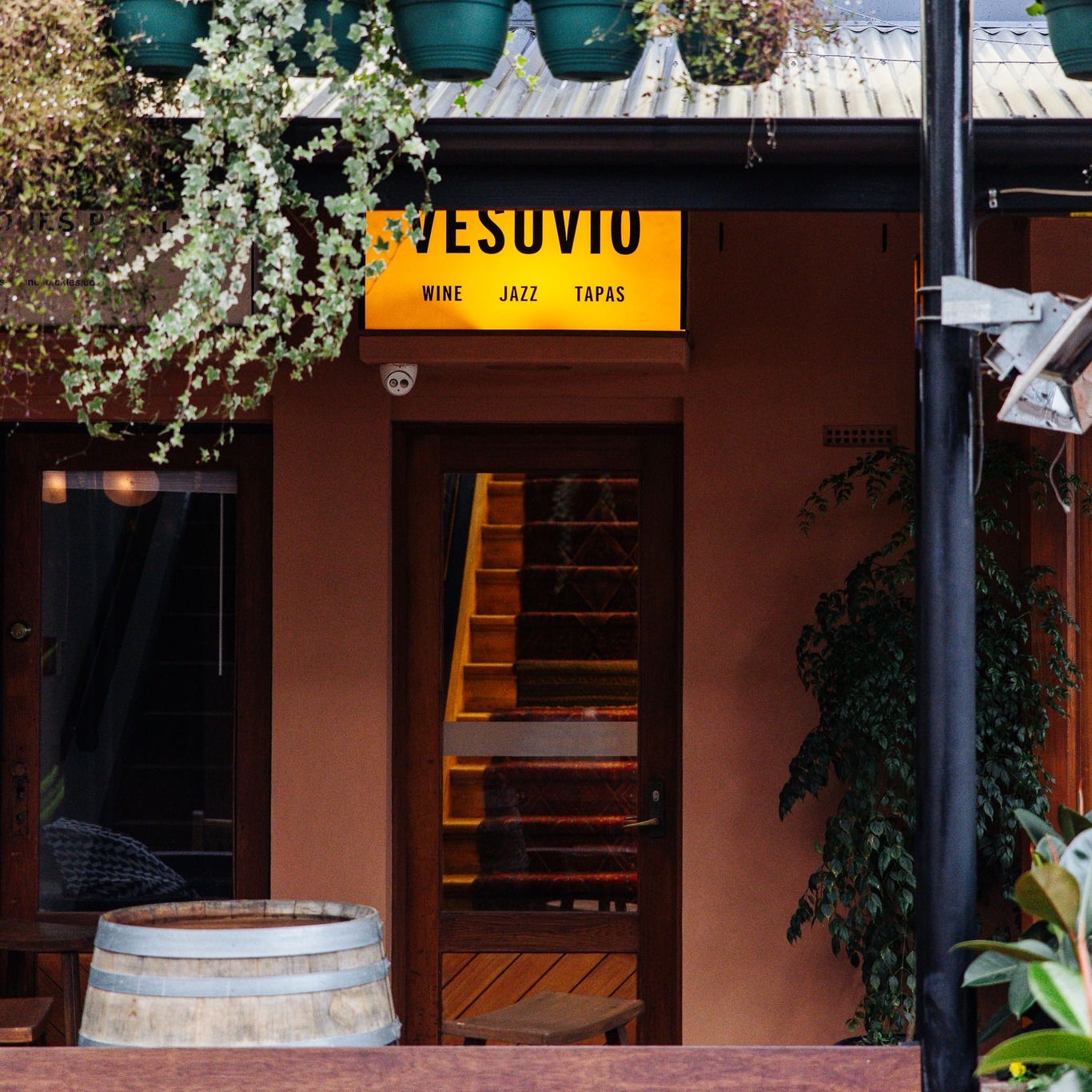 Vesuvio Jazz & Tapas Bar