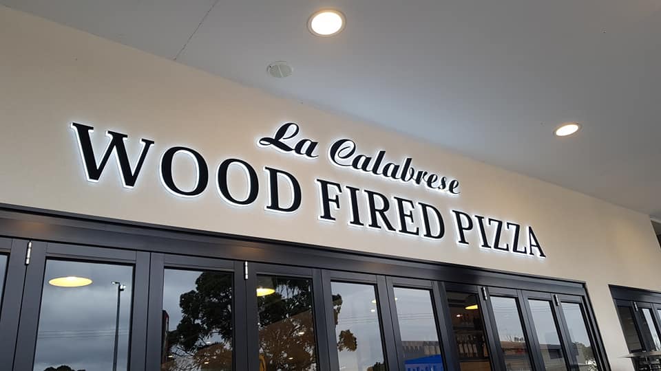 La Calabrese Pizzeria