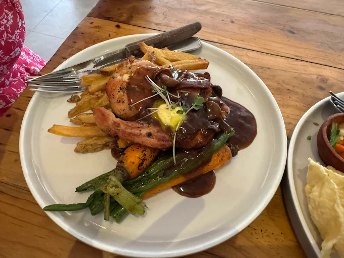 Bali Boozy Kitchen and Bar