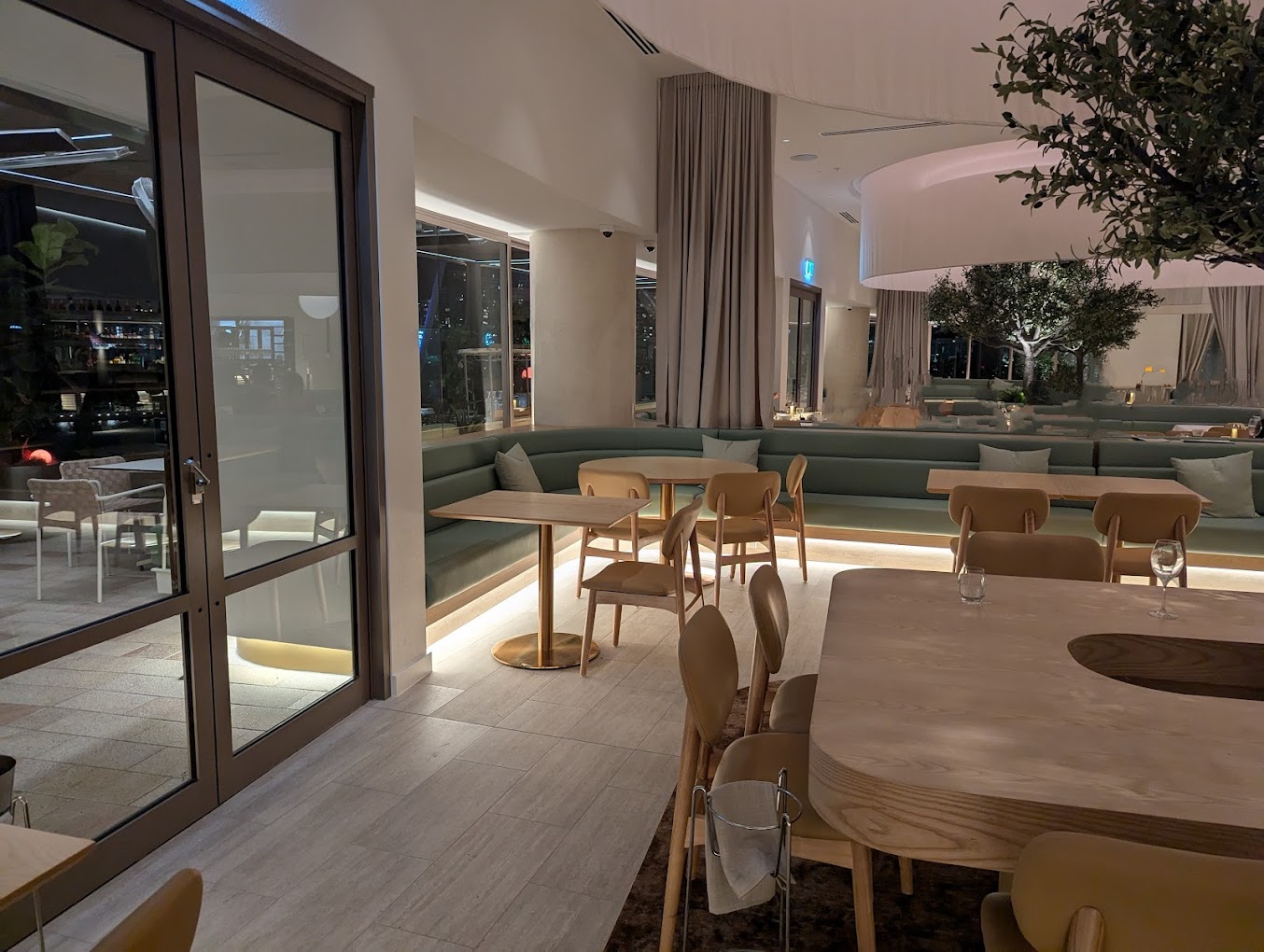 Black Hide Steak & Seafood By Gambaro, Brisbane