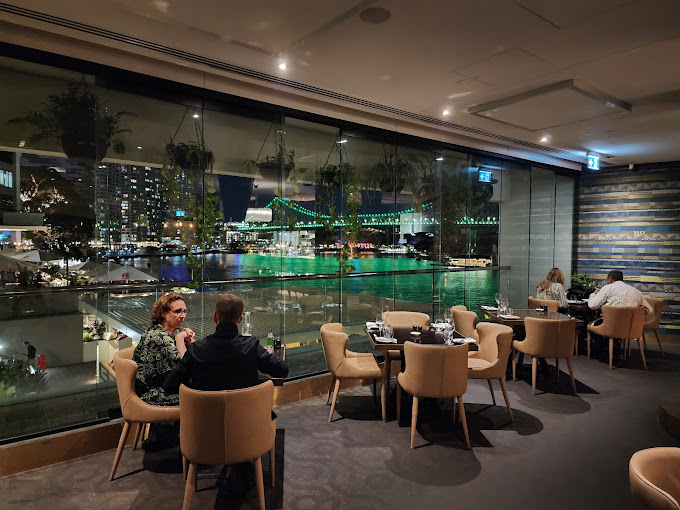 Blackbird Bar and Grill