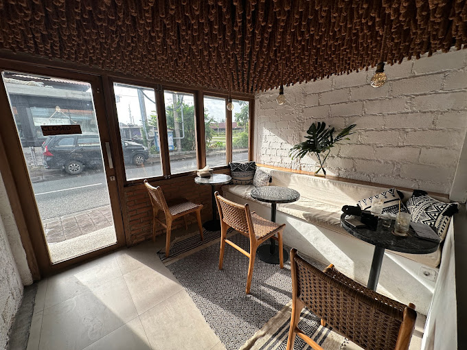 Bumi seeds Cafe
