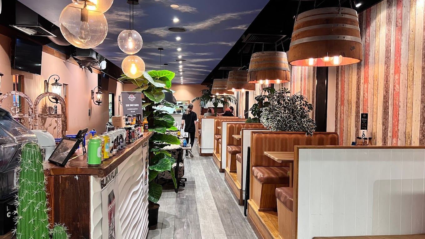 Slow Smoke Bistro