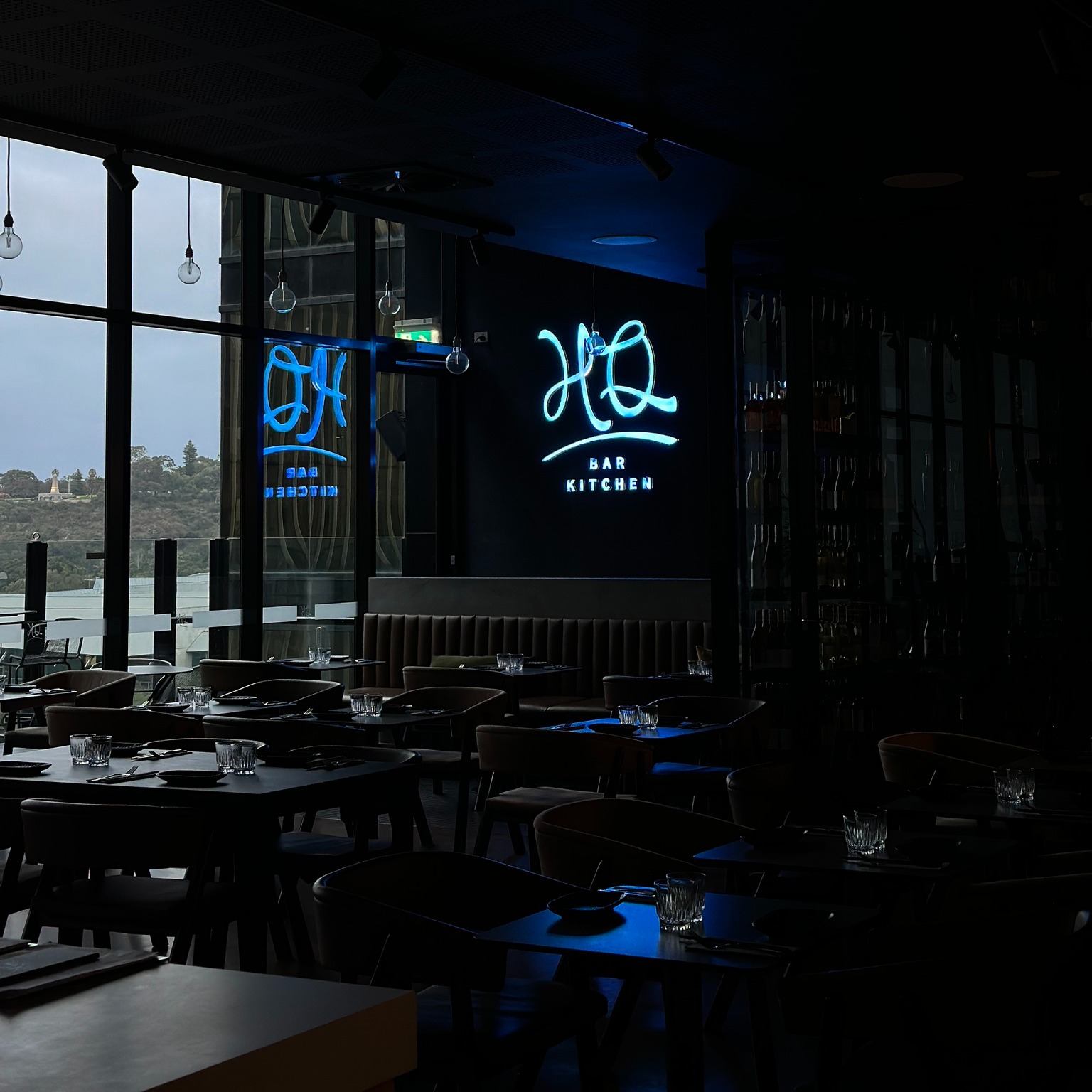 HQ Bar + Kitchen