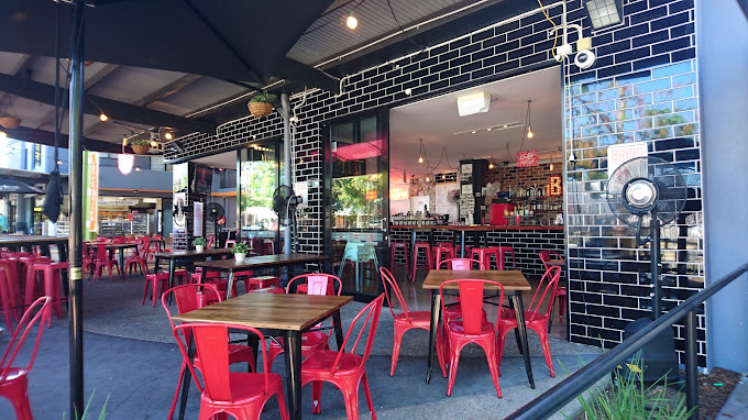 Miss Kay's Mitchelton