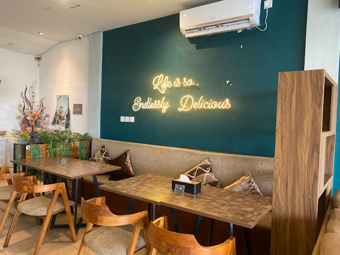 Kamikuno Asian Eatery