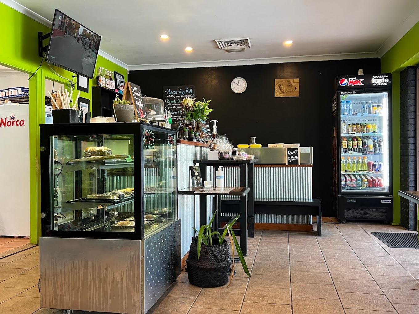 Black Lime Cafe