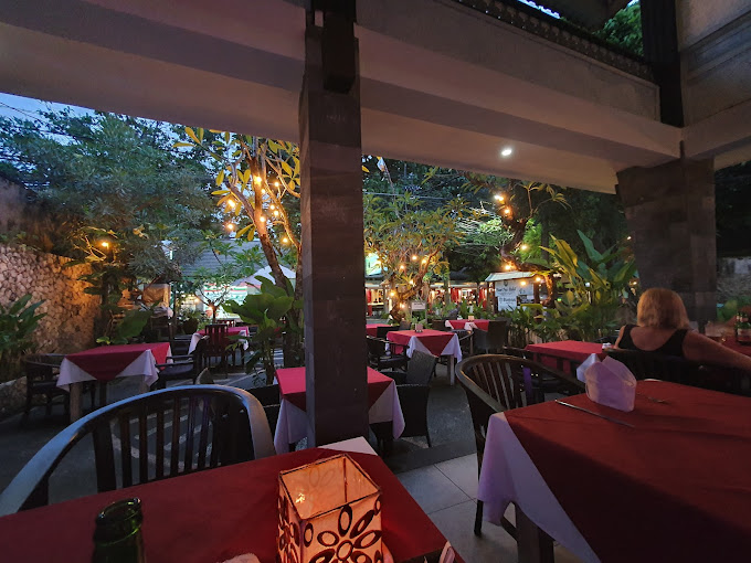 Mai - Mai Bar & Restaurant